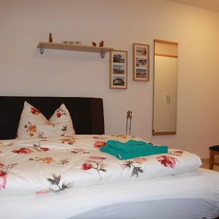 Ferienhaus-amselstern-zentral-in-binz-mit-sauna *